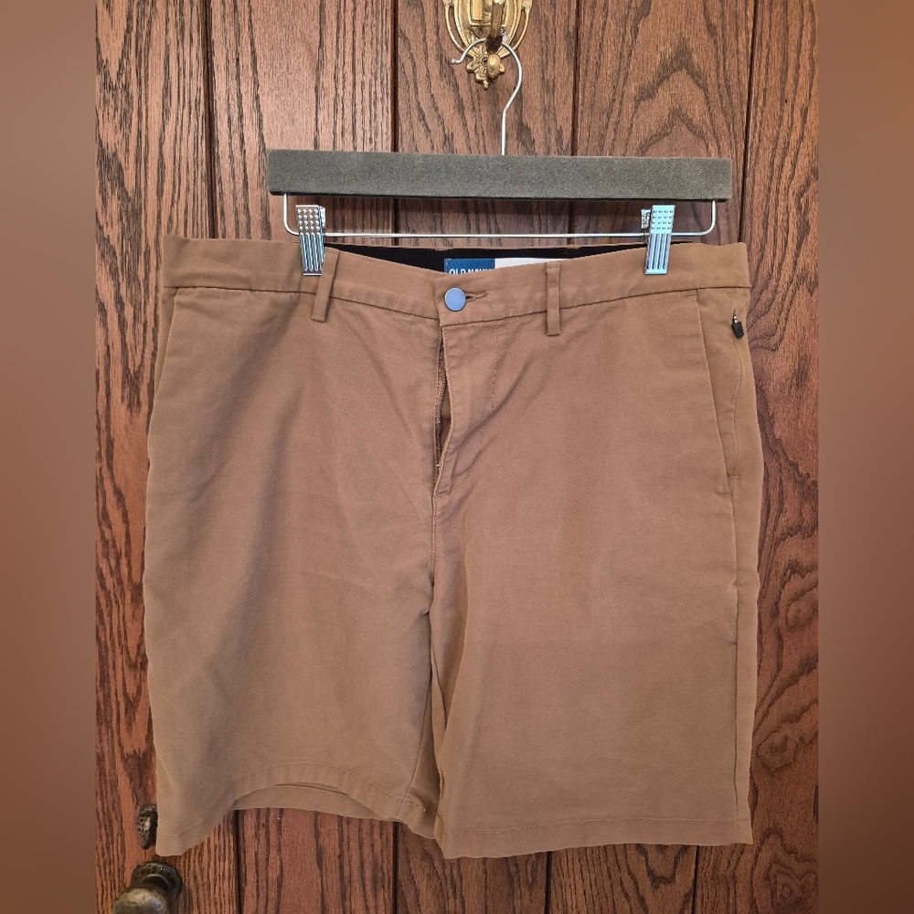 Old Navy Men's Brown Flat Front Shorts